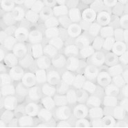 Toho seed beads 8/0 round Opaque White - TR-08-41